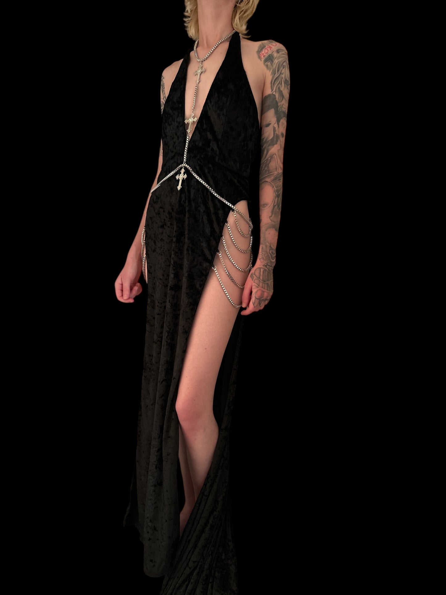 DOLLSKILL. UNHOLY VELVET HALTER NECKLINE DRESS, SIDE OPENING. UK SIZE SMALL. NEW WITHOUT TAGS.