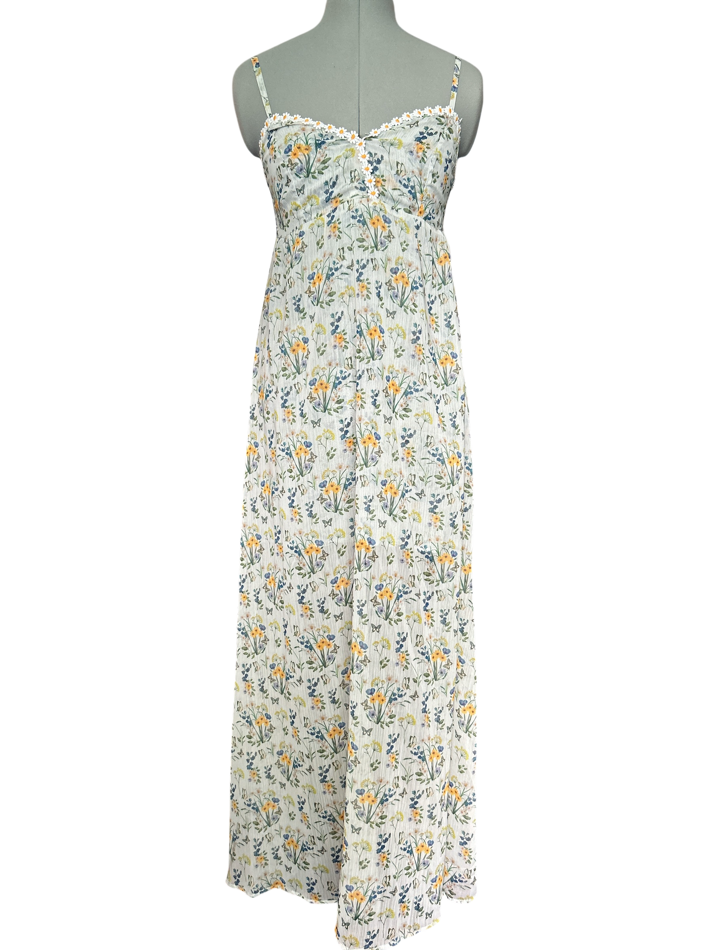 NEW WITHOUT TAGS. By PAULA JUNYENT FLORAL DRESS IN UK SIZE SMALL.