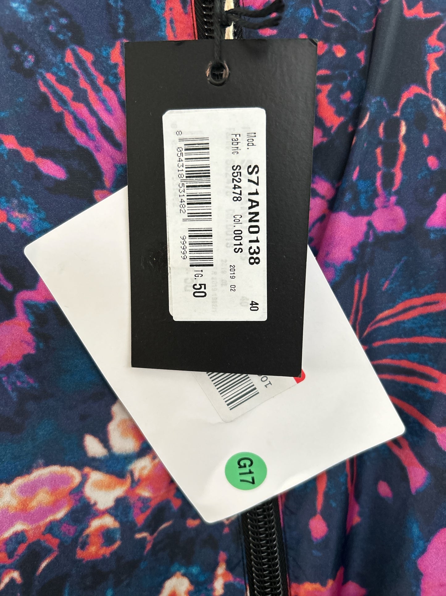 NEW WITH TAGS. MENS DSQUARED2. TIE-DYE WIND JACKET UK SIZE, LARGE. ZIP CLOSURE. BLUE HUE.