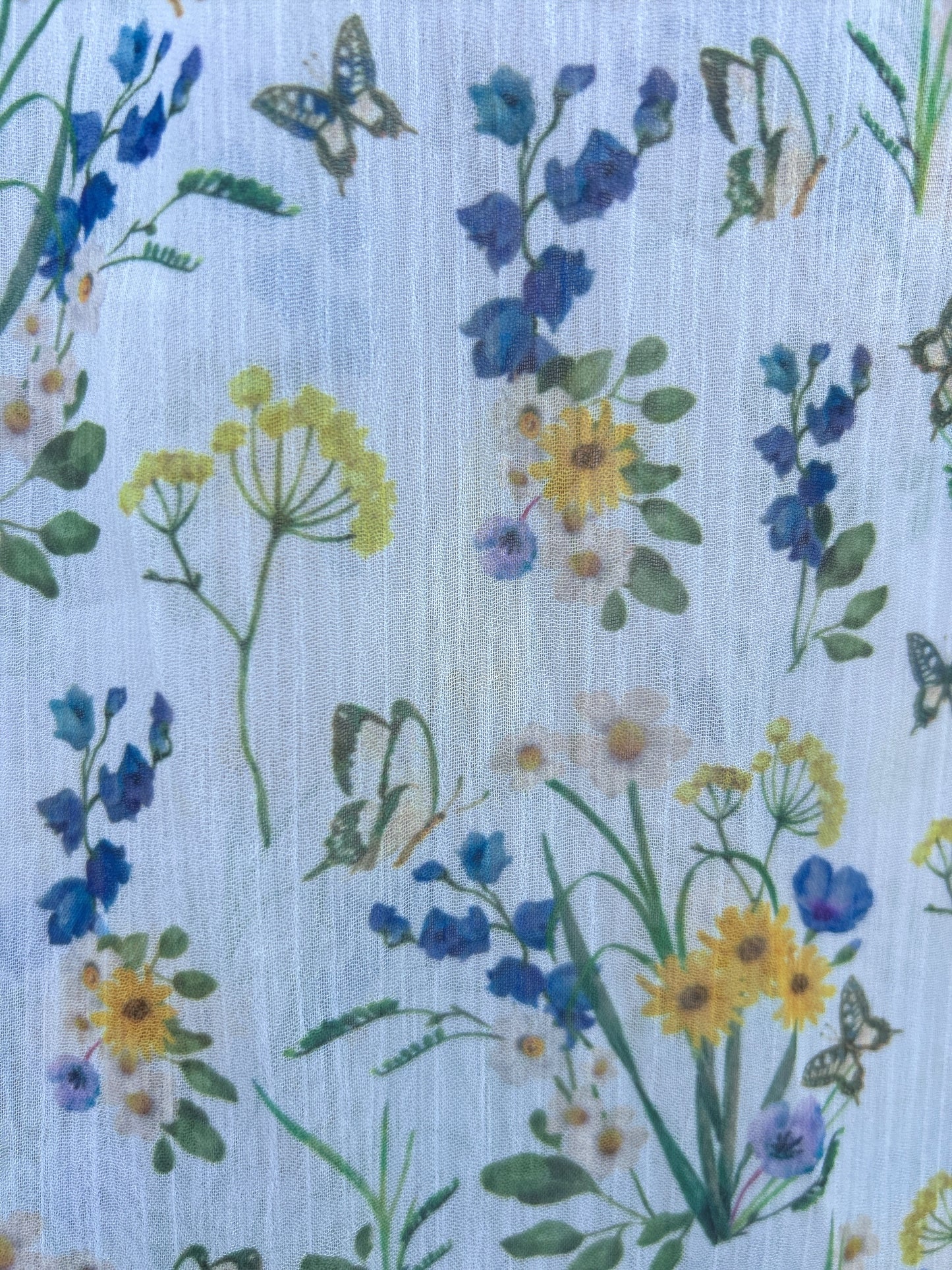 NEW WITHOUT TAGS. By PAULA JUNYENT FLORAL DRESS IN UK SIZE SMALL.