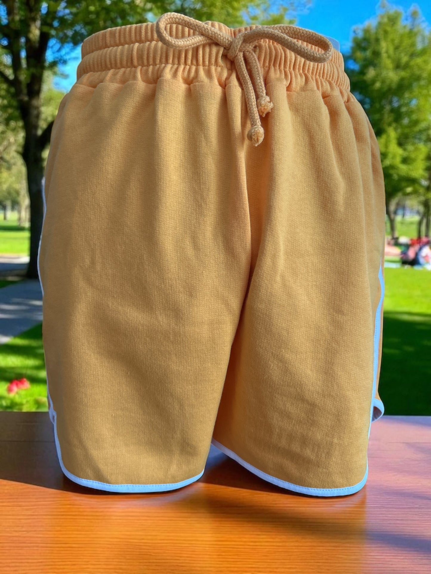 ANJA PARIS EU EXTRA LARGE MUSTARD SHORTS, COTTON & ELASTANE UK SIZE 14.