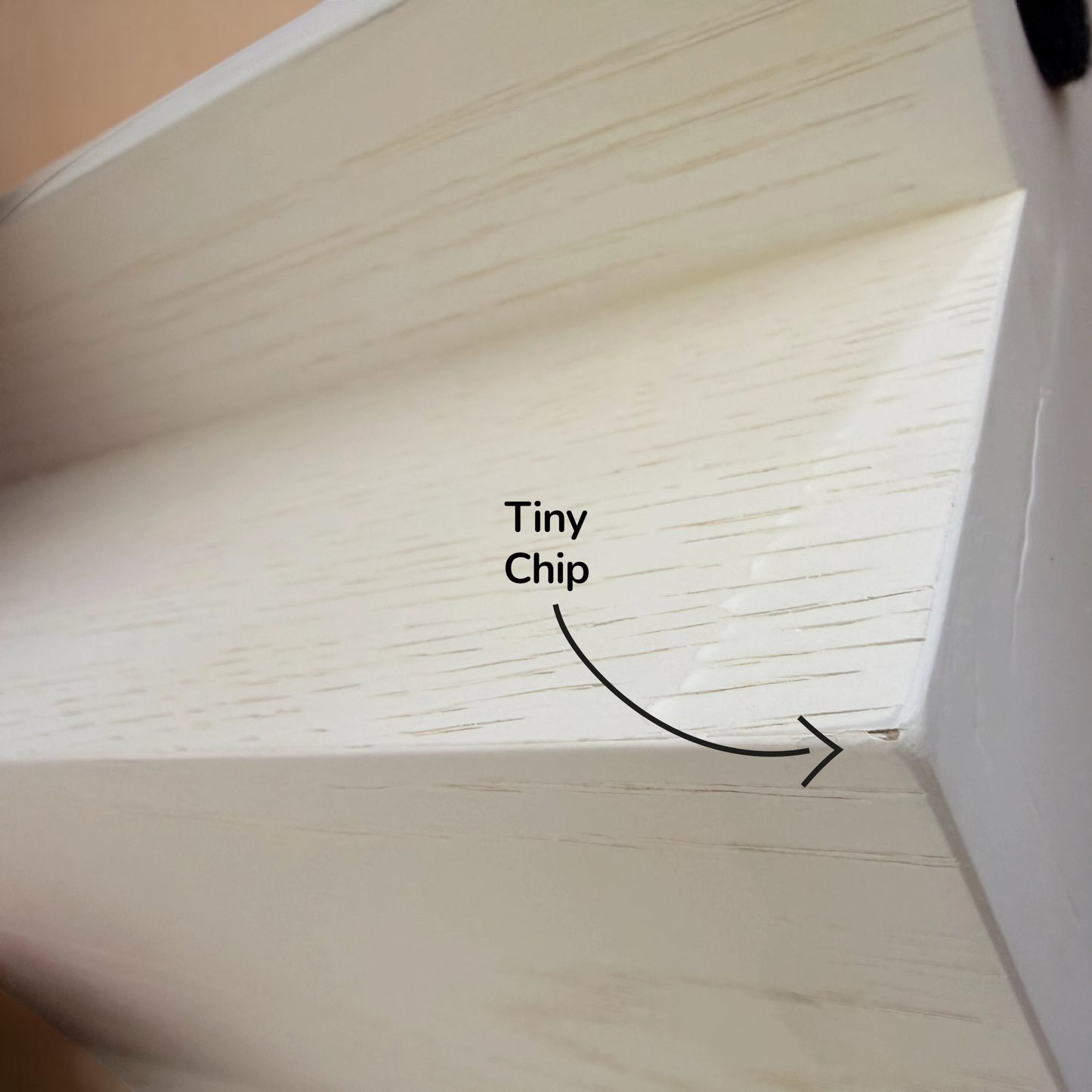 KELLY HOPPEN, ANDREW MARTIN, ELI DESIGNER TABLE/STALL NEW IN BOX