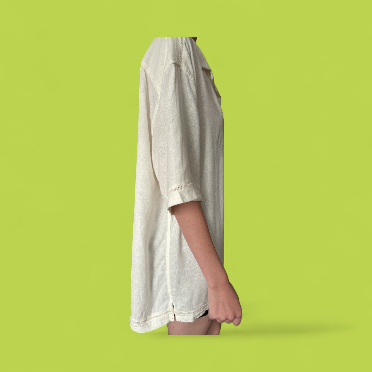 ABERCROMBIE AND FITCHBURG NEW AND TAGGED LINEN SHIRT/BLOUSE WITH DETAIL UK SIZE LARGE.