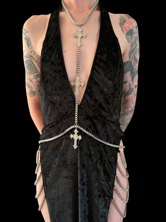 DOLLSKILL. UNHOLY VELVET HALTER NECKLINE DRESS, SIDE OPENING. UK SIZE SMALL. NEW WITHOUT TAGS.