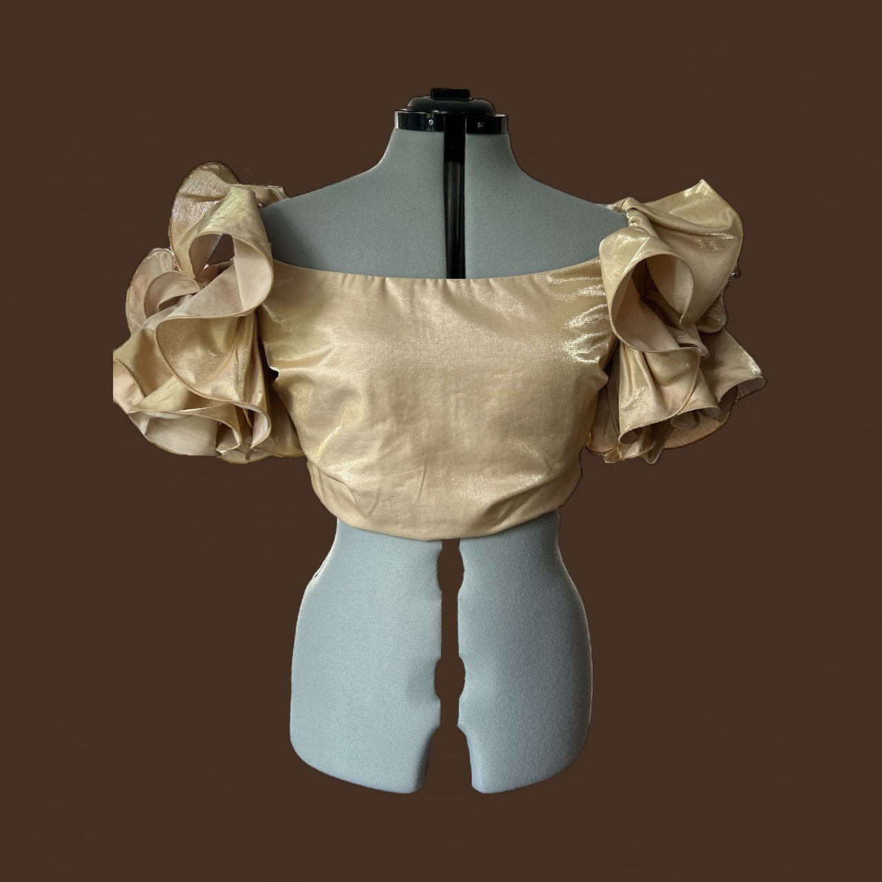 YAURA-CHAMPAGNE COLOURED RUFFLE SLEEVED TOP SIZE MEDIUM.