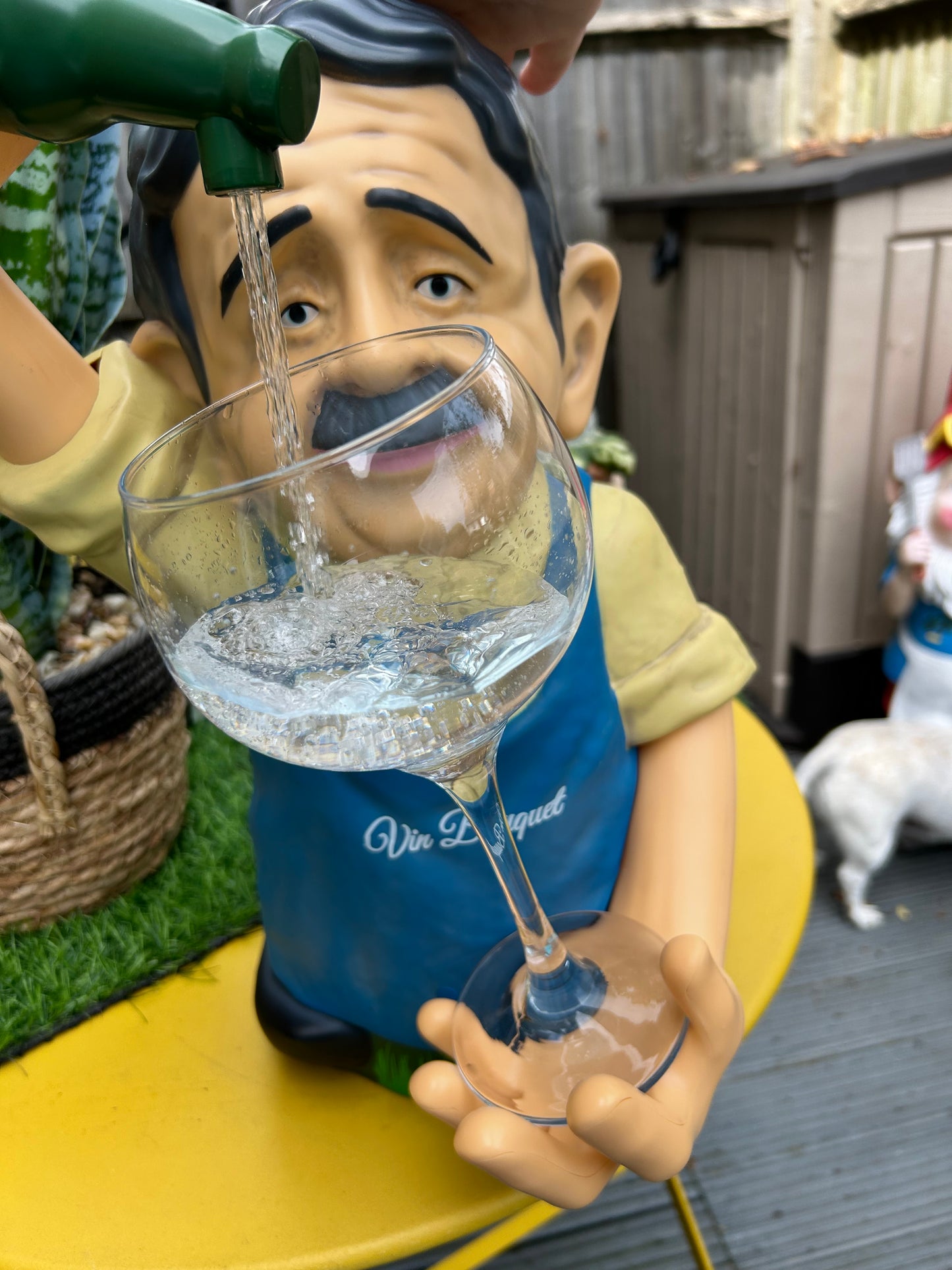 UNIQUE DRINKS (CIDER CULIN) DECANTER NEW LARGE FUN BOXED PARTIES, GIFTS, HUGE!.