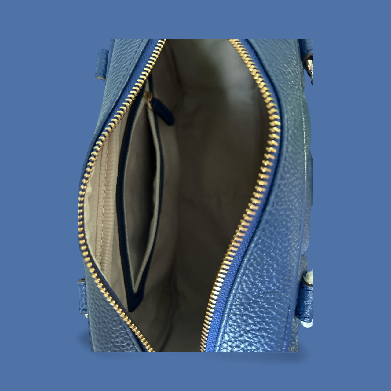 WOMENS GEOX NAVY "BLUETTE" “NARCISIA” HANDBAG NEW AND TAGGED