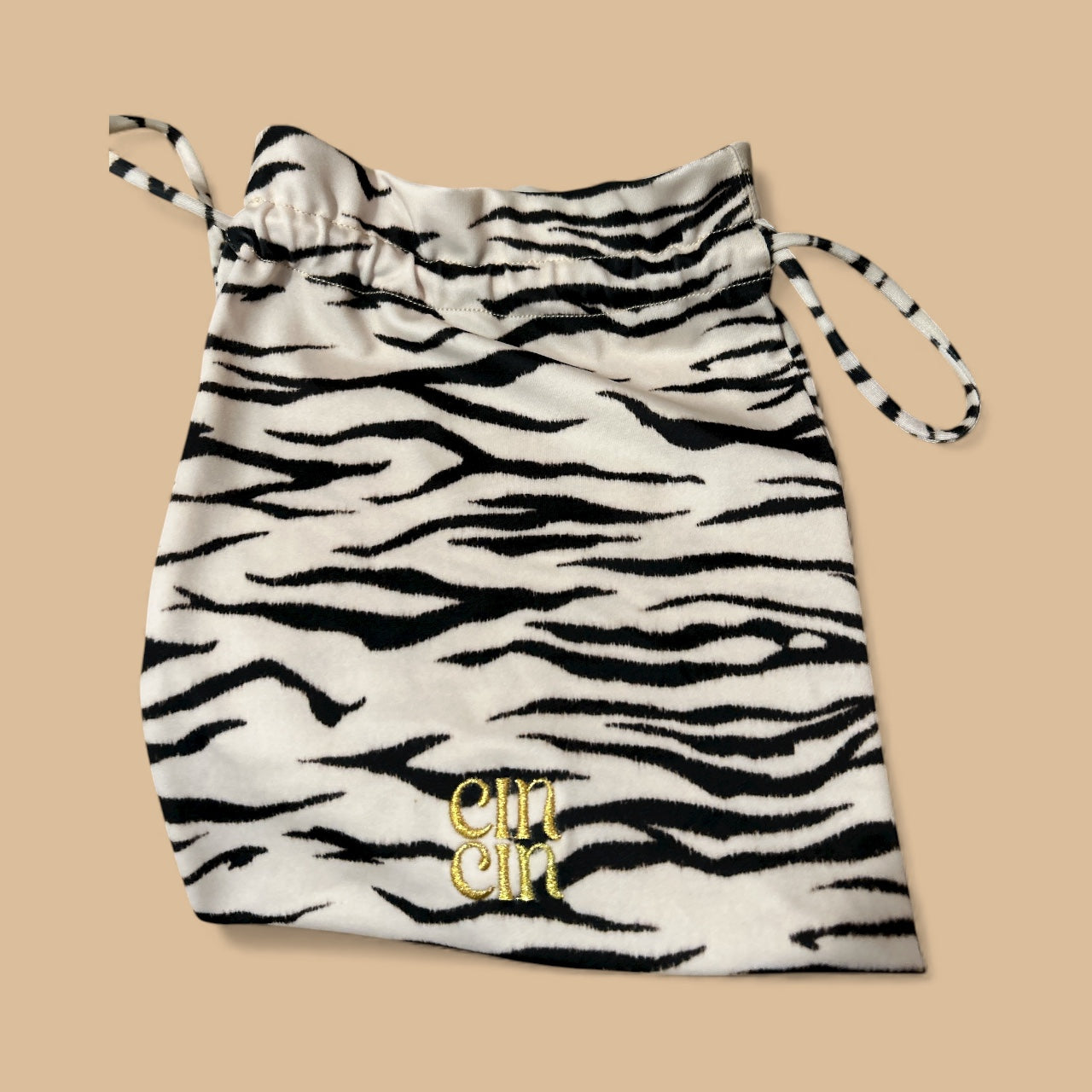 NEW WITH TAGS CIN CIN CIRQUE PRINT TOTEM MAXI DRESS IN SMALL. RRP:$270!