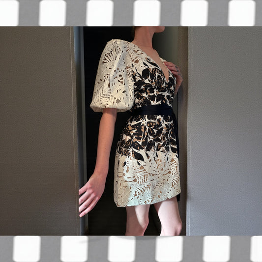 WOMANS ELLIAT STARLIGHT DRESS NEW WITH TAGS SIZE MEDIUM.