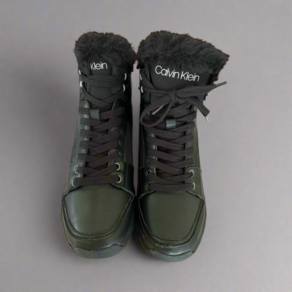 CALVIN KLEIN FAUX FUR BOOTS SIZE EU 40. UK 6. US: 9.5. HIGH TOP LACE UP. LEATHER AND MANMADE UPPER.BLACK LACE UP.