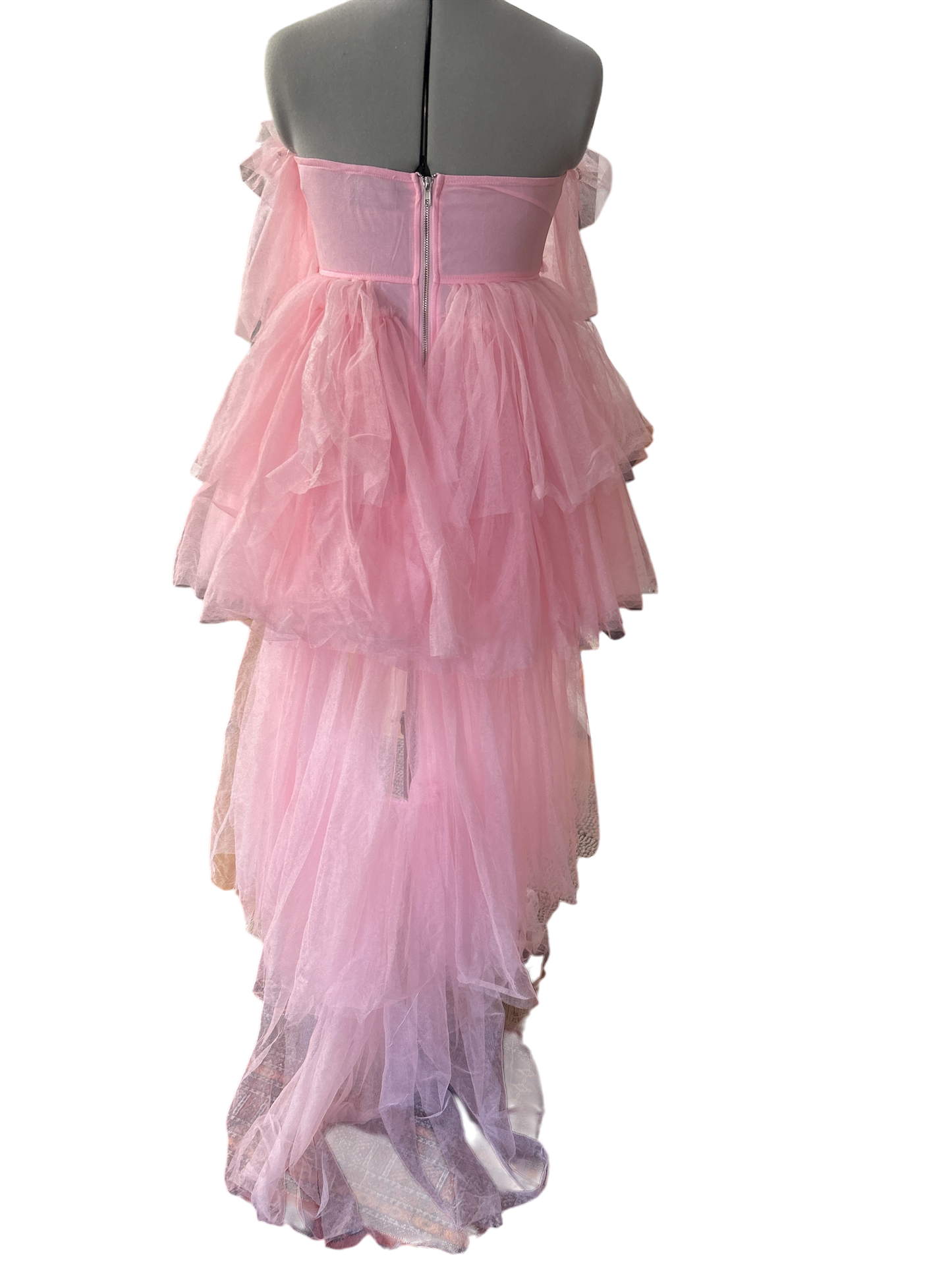 MODERN DAY COLLECTION PINK TULLE OFF SHOULDER NEW Without Tags.