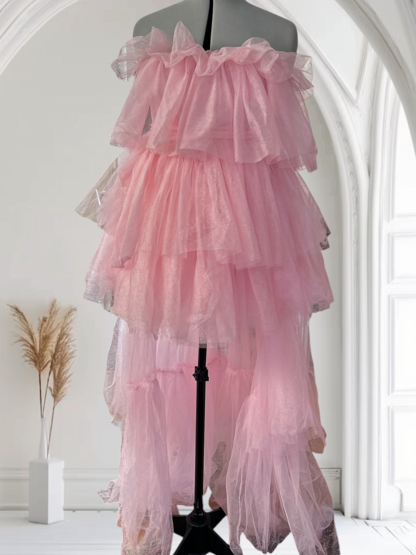 MODERN DAY COLLECTION PINK TULLE OFF SHOULDER NEW Without Tags.