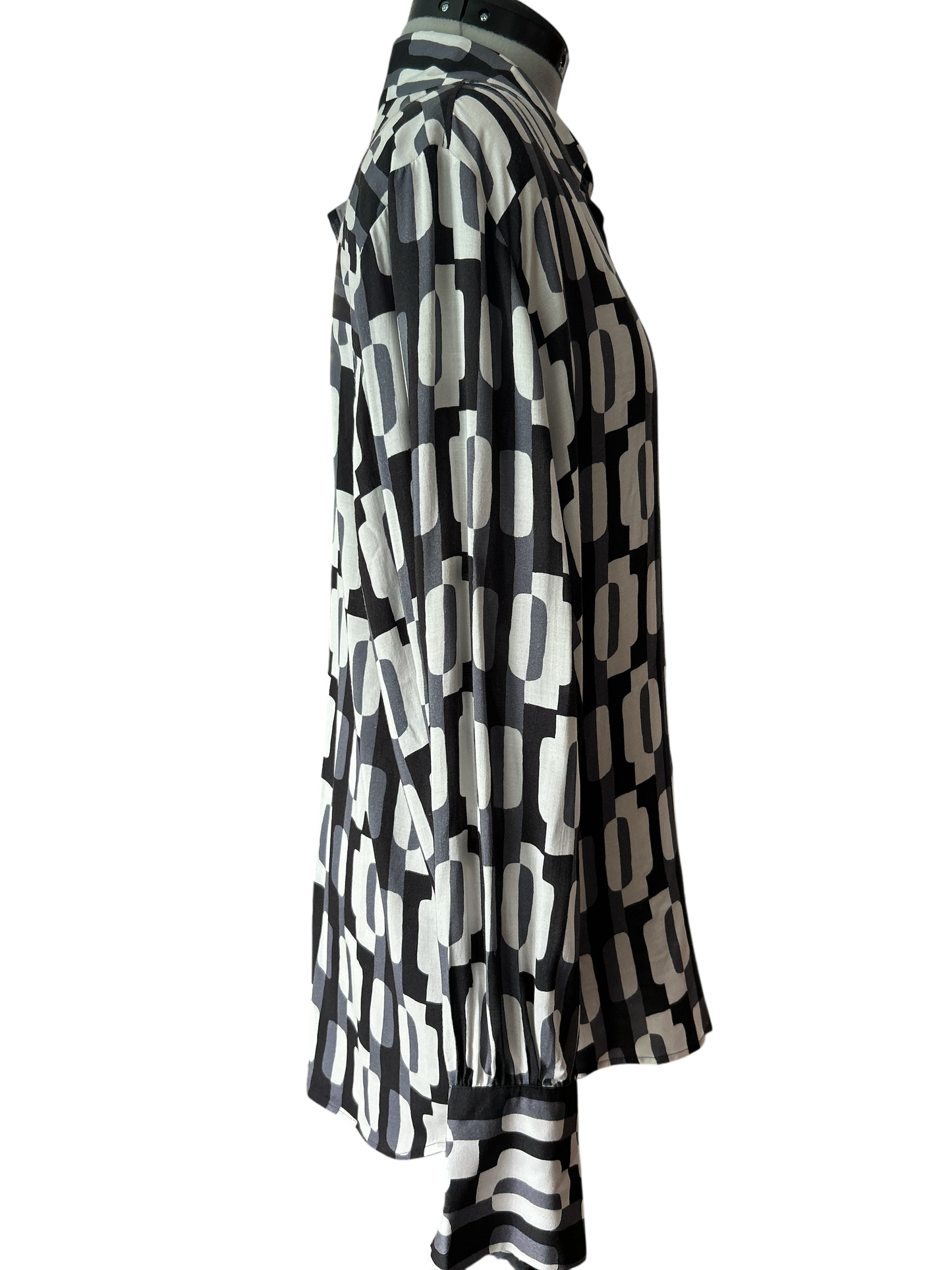 NEW WITH TAGS. BRAX.ECO BLOUSE MADE WITH SUSTAINABLE MATERIALS. UK SIZE 12, EU38, US Large.