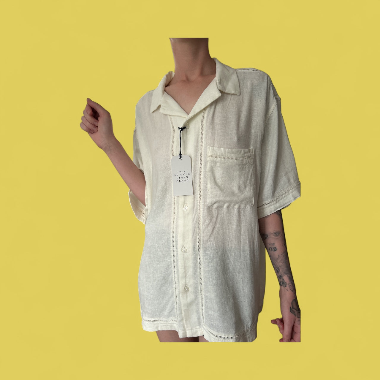 ABERCROMBIE AND FITCHBURG NEW AND TAGGED LINEN SHIRT/BLOUSE WITH DETAIL UK SIZE LARGE.