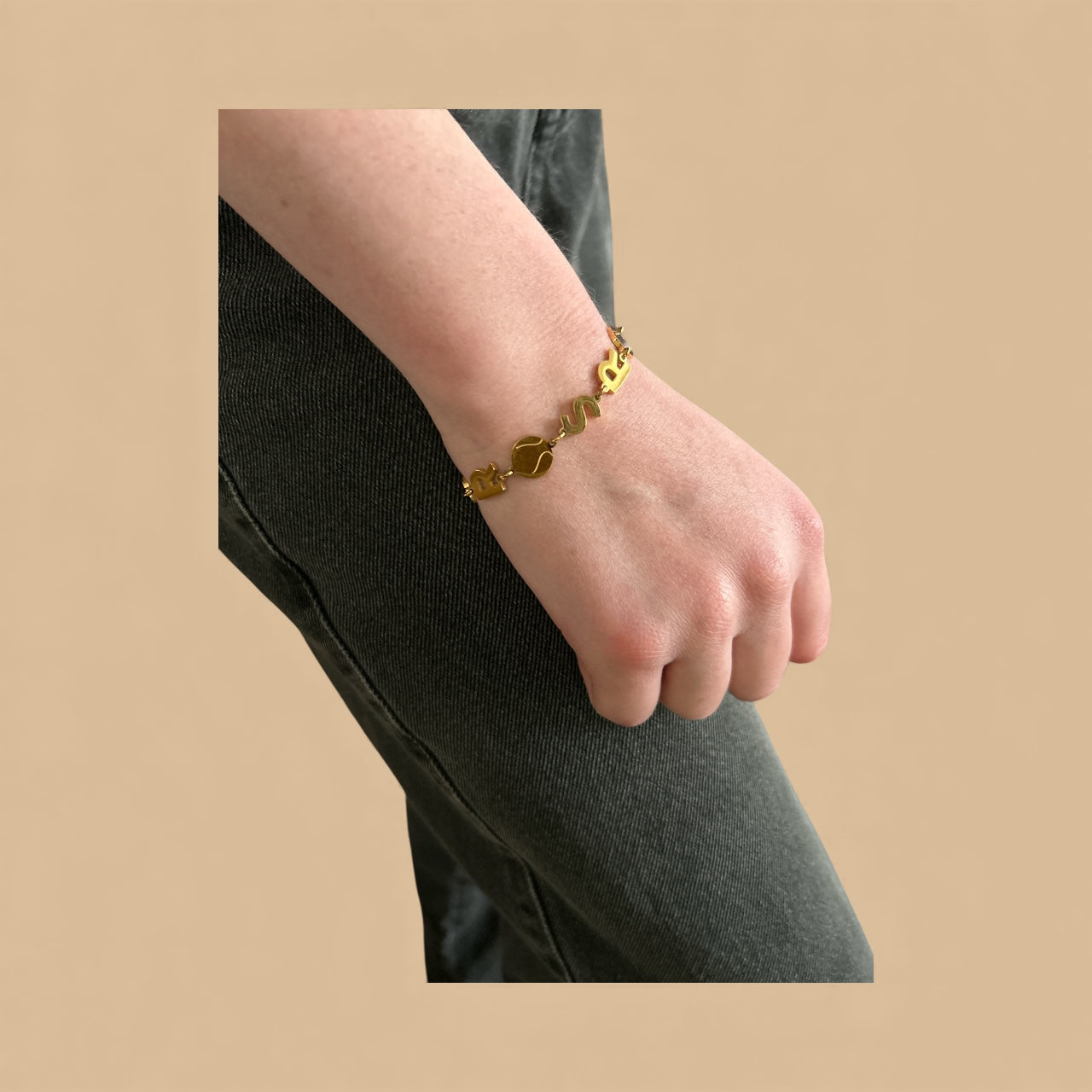 WOMANS BRACELET SPORTY & RICH (SR) TENNIS BRACELET NEW STUNNING!