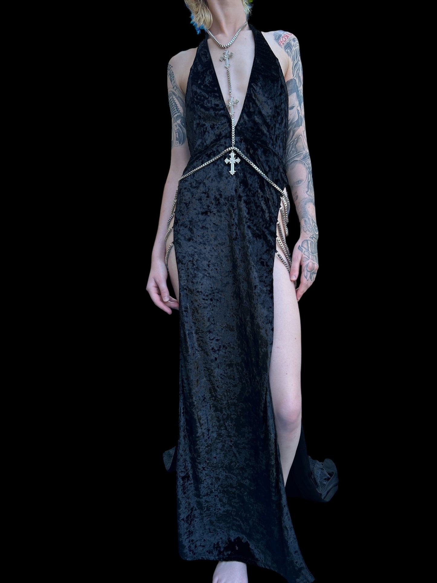 DOLLSKILL. UNHOLY VELVET HALTER NECKLINE DRESS, SIDE OPENING. UK SIZE SMALL. NEW WITHOUT TAGS.