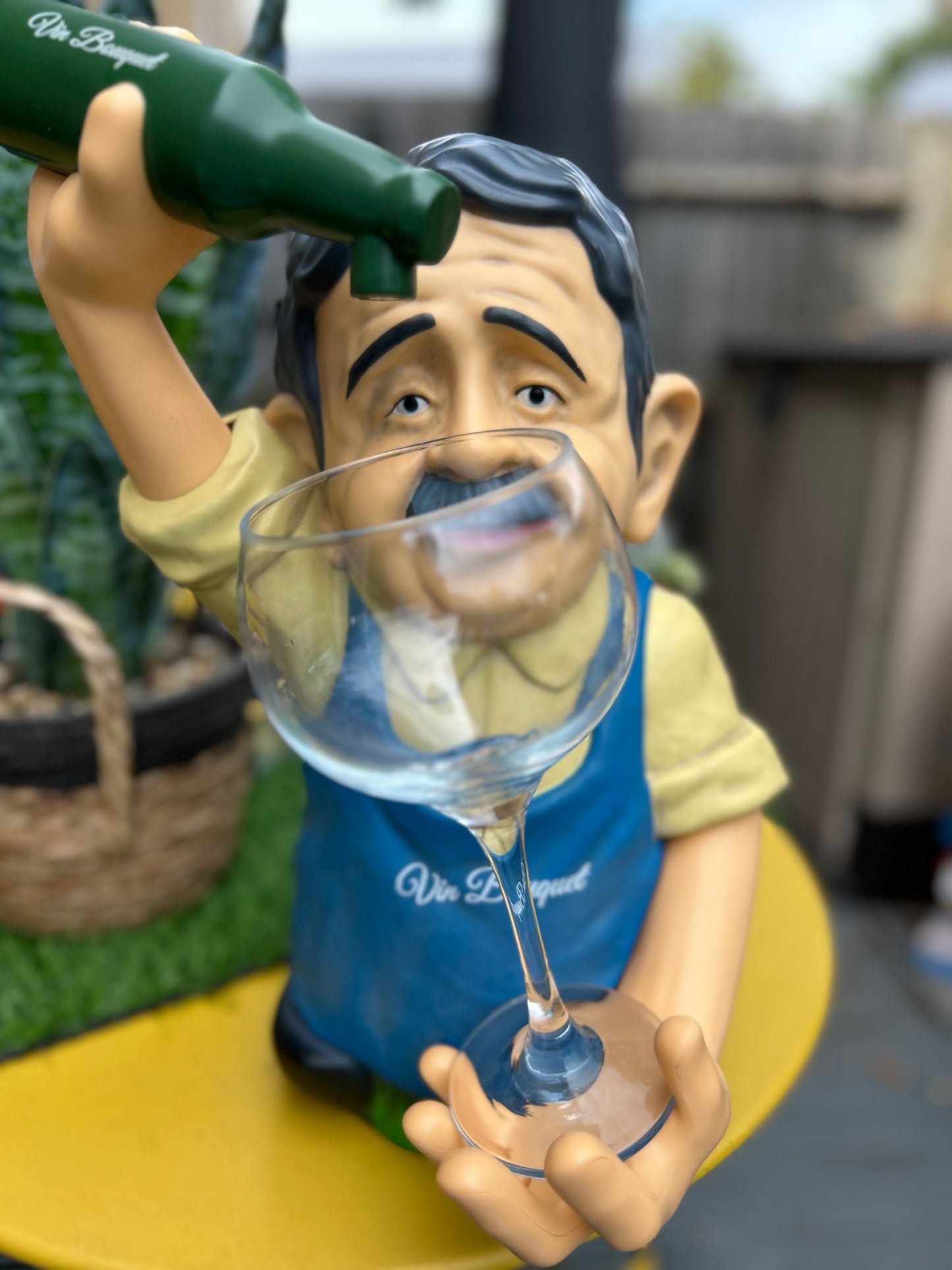 UNIQUE DRINKS (CIDER CULIN) DECANTER NEW LARGE FUN BOXED PARTIES, GIFTS, HUGE!.