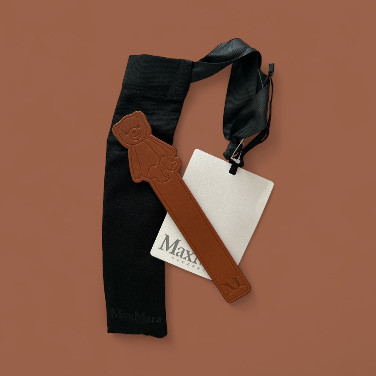 NEW AND TAGGED MAX MARA LEATHER TEDDY BOOK MARK WITH GIFT POUCH. RRP:$79.00!