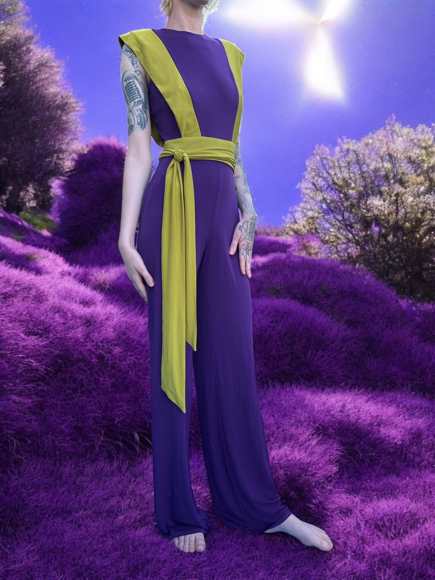 SPANISH DESIGNER CAYRO NEW AND TAGGED PANTSUIT IN VOILET WITH LIME INTERCHANGEABLE COLOURED SCARF. UK SIZE EXTRA SMALL.