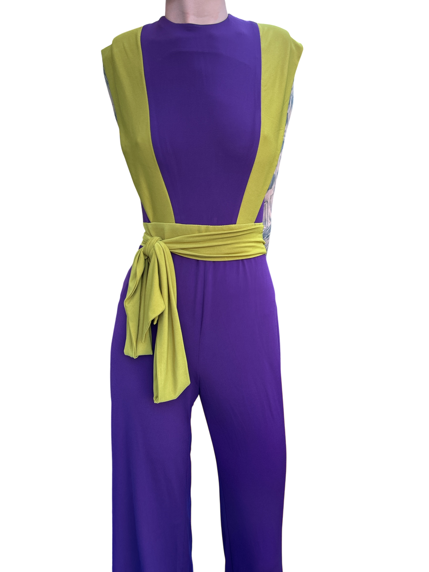 SPANISH DESIGNER CAYRO NEW AND TAGGED PANTSUIT IN VOILET WITH LIME INTERCHANGEABLE COLOURED SCARF. UK SIZE EXTRA SMALL.