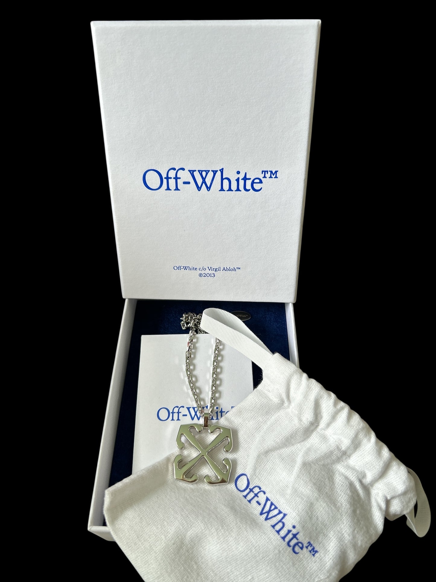 "OFF WHITE" SILVER NECKLACE BOXED WITH TAGS NEW, READY TO WEAR OFF WHITE.RRP:£350.00