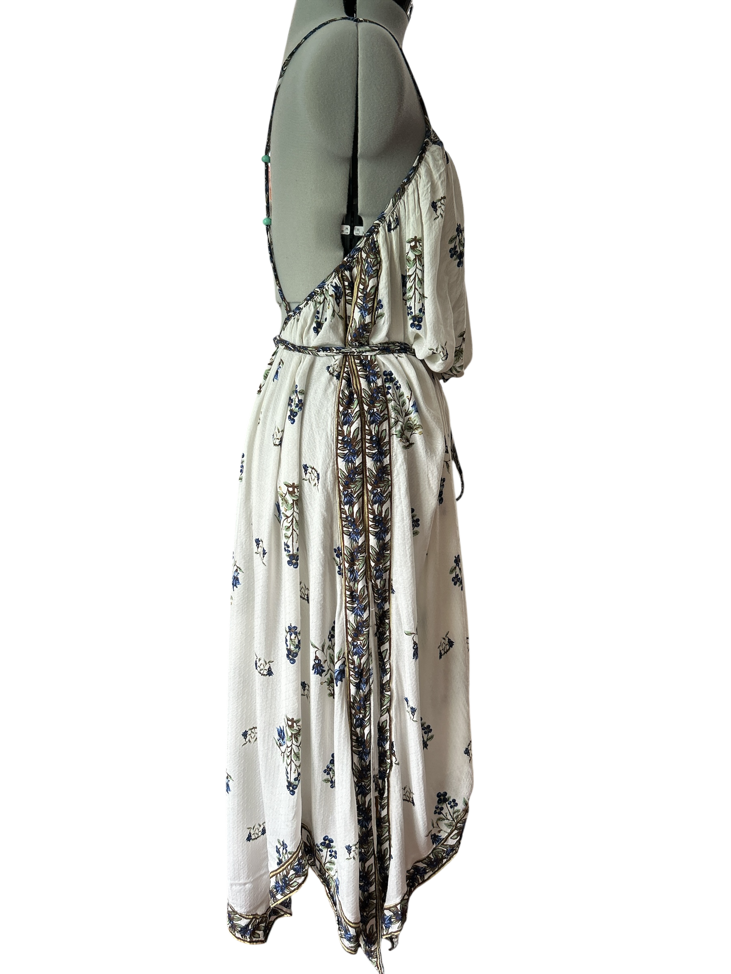NEW WITH OUT TAGS. FREE PEOPLE ART NOUVEAU SCRAPPY FLORAL MAXY DRESS IN FREE-SIZE (8-16 UK) New Without Tags.