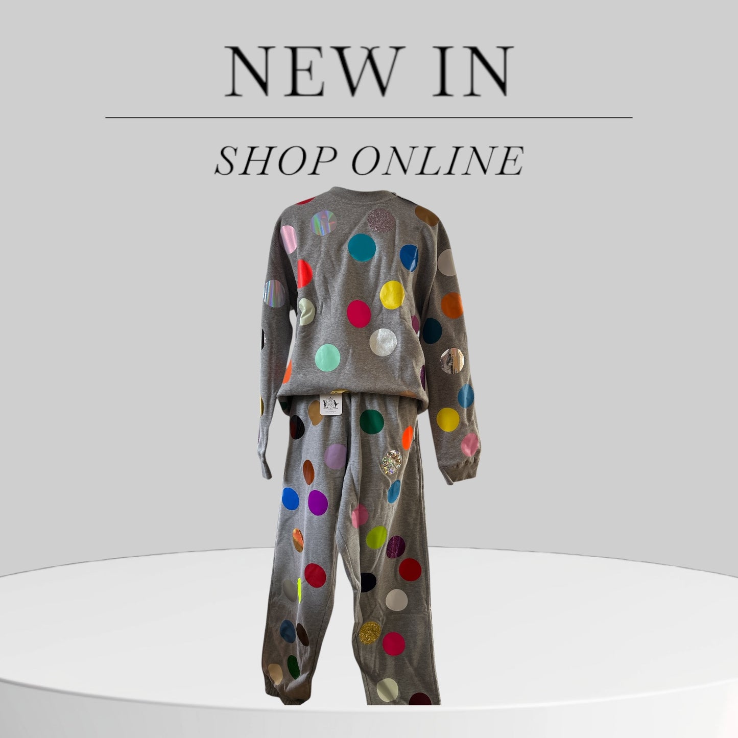 STARSTYLING UNISEX JOGGERS AND X TOP SPOTS UK SIZE LARGE/XLARGE NEW & TAGGED