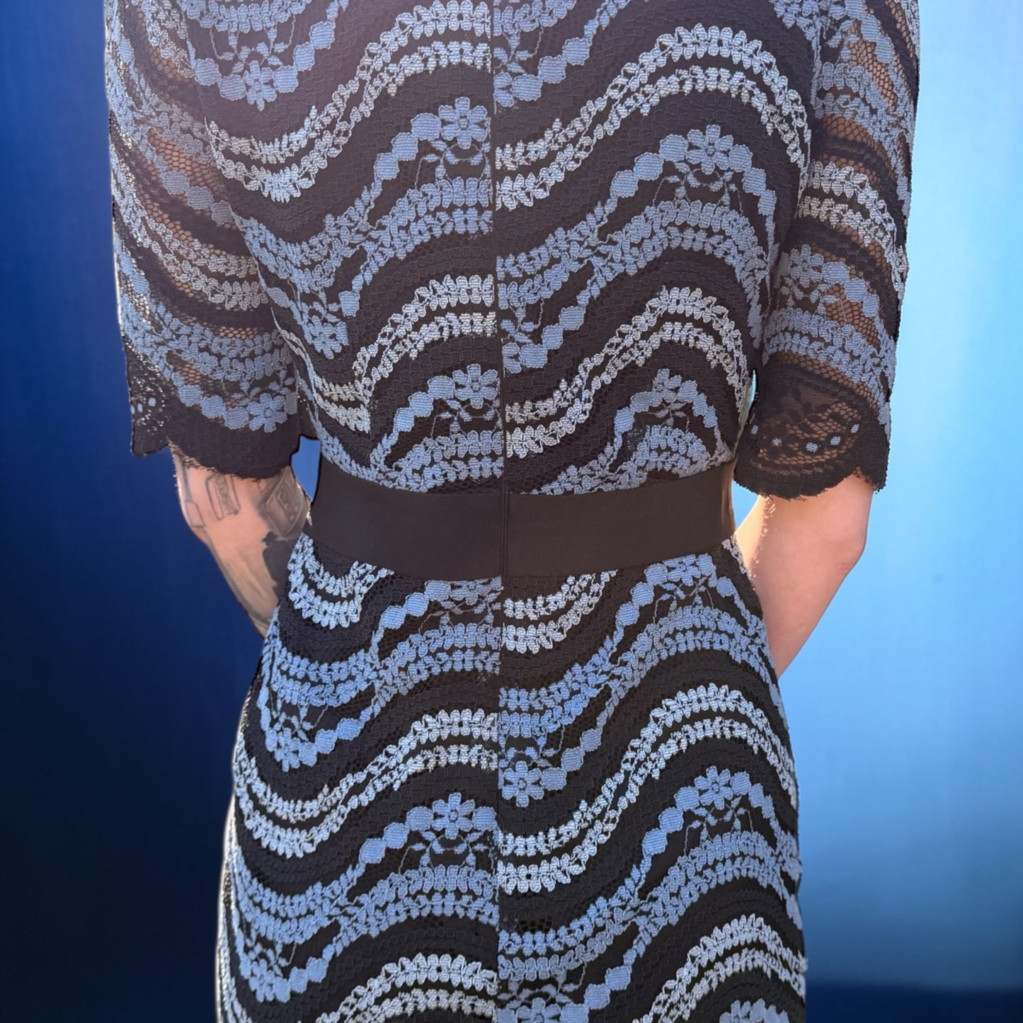 WOMENS MARANT CHEVRON LACE NAVY & BLACK LACE WAVE DRESS IN UK SIZE SMALL RRP€550