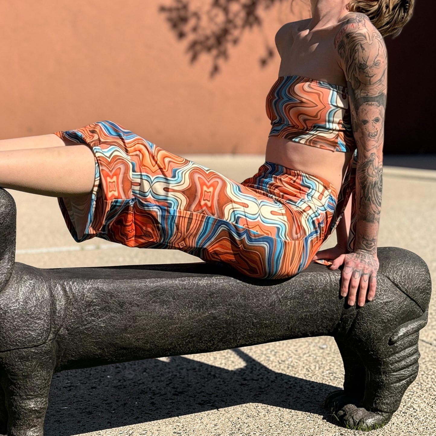 WOMENS SUMMER VIBES NEW BAGGED MIDI SKIRT AND BANDEAU TOP IN BROWN SWIRL NEW