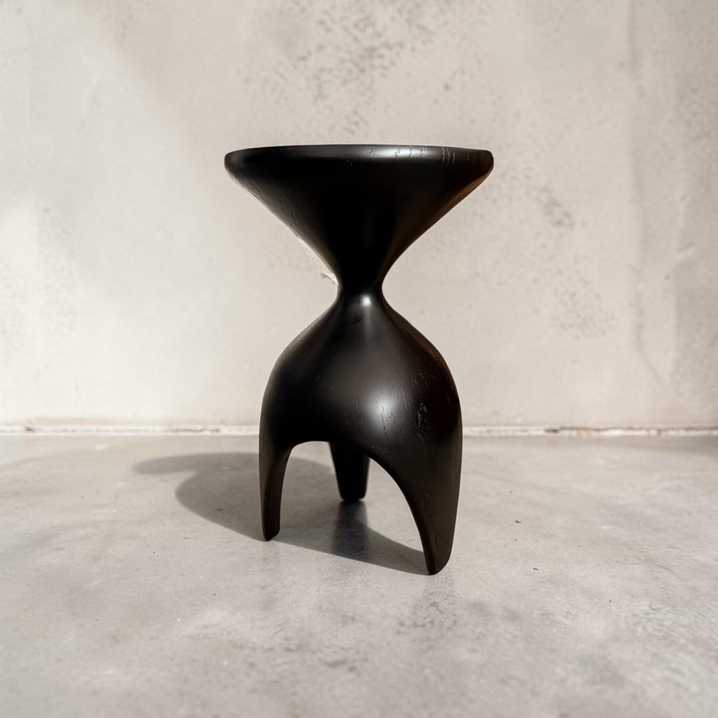 KELLY HOPPEN ANDREW MARTIN QUINN SIDE TABLE SOLID HEAVY DESIGNER TABLE NEW BOXED